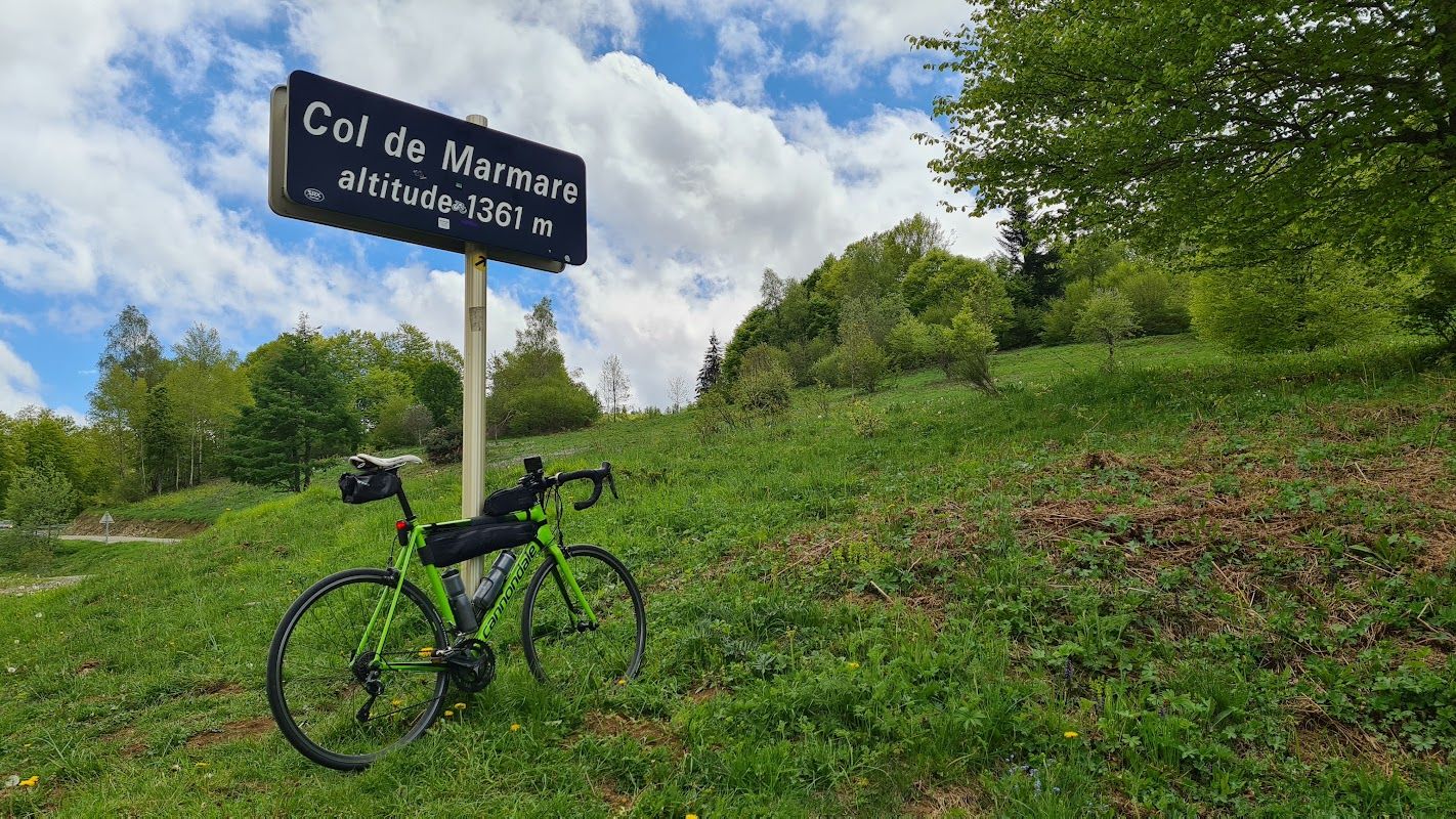 col de marmare panneau
